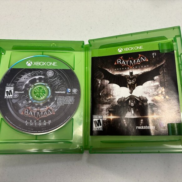 Xbox One: Batman Arkham Knight - Preowned - 1839 - Picture 2 of 4